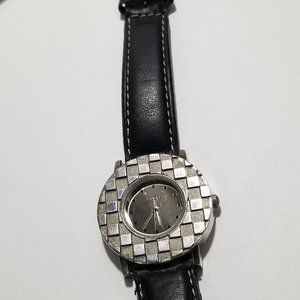 REtired 90s GUESS  watch Silver Face  Genuine Guess Working Retro Look Vintage